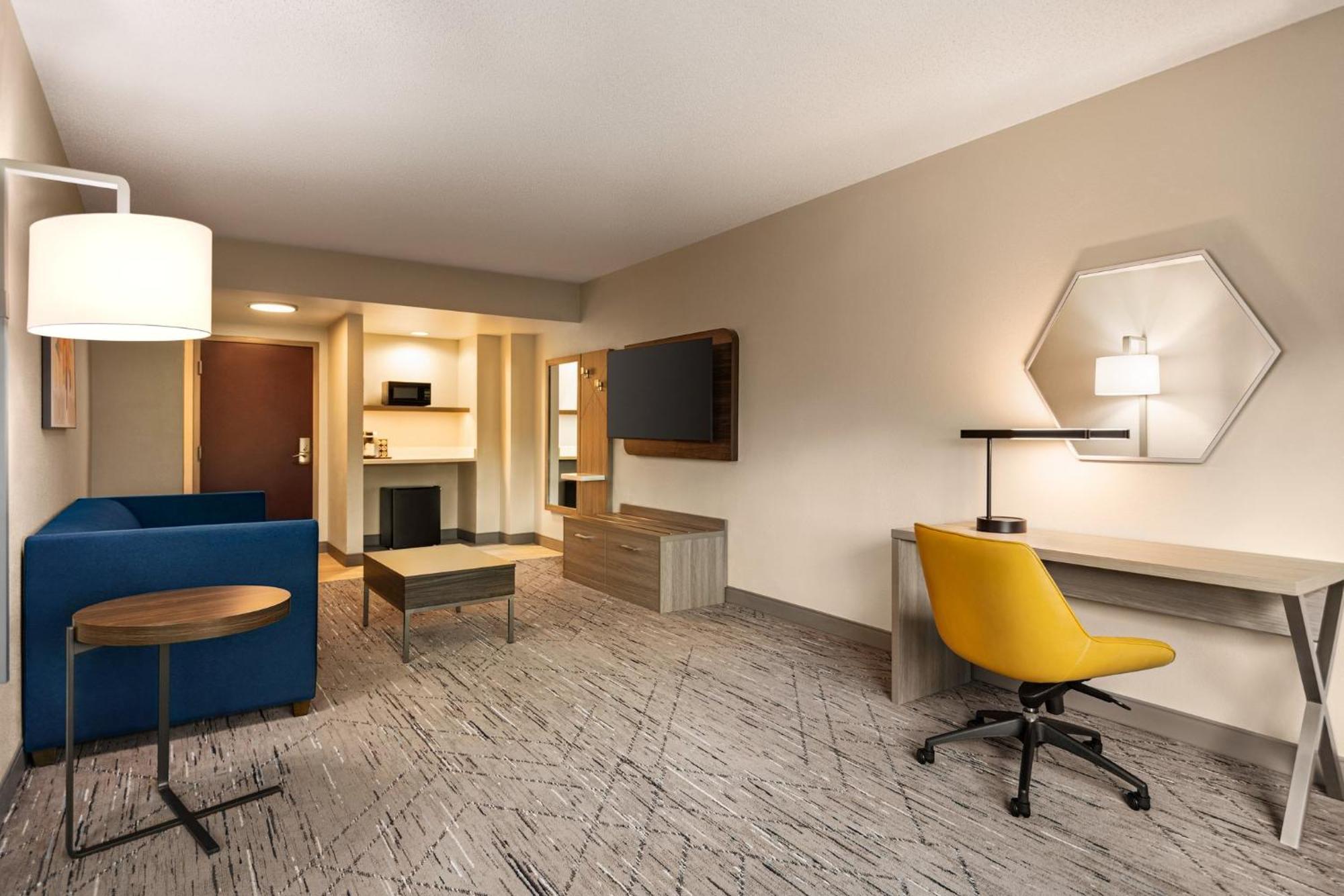 Holiday Inn Express & Suites Mobile West I-10 By Ihg Tillmans Corner Exteriör bild