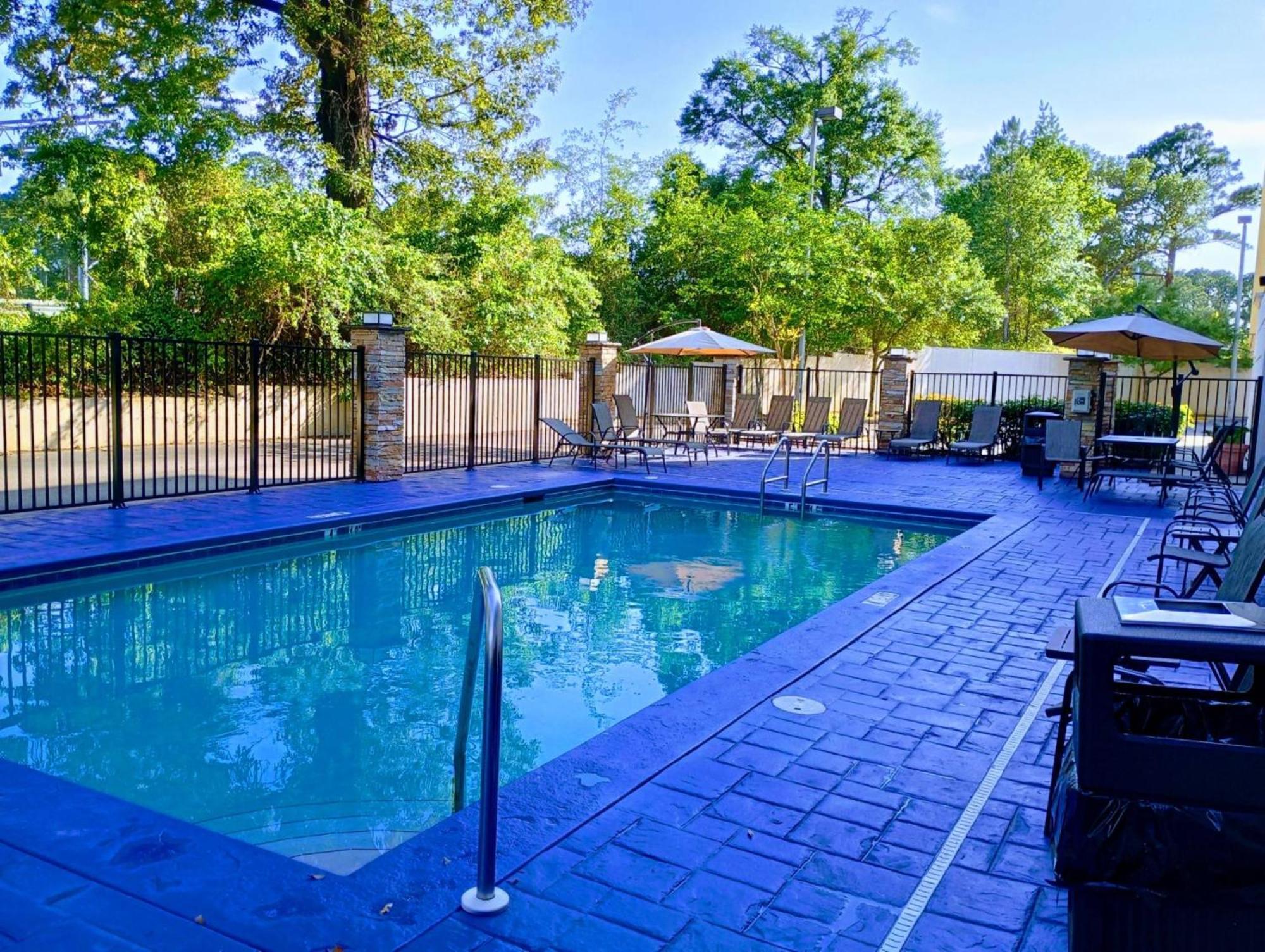 Holiday Inn Express & Suites Mobile West I-10 By Ihg Tillmans Corner Exteriör bild